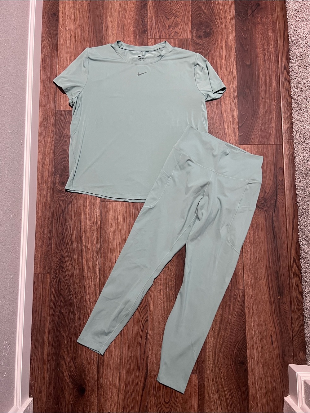 Nike Light Blue Short Sleeve Top and High-Waist Leggings Set